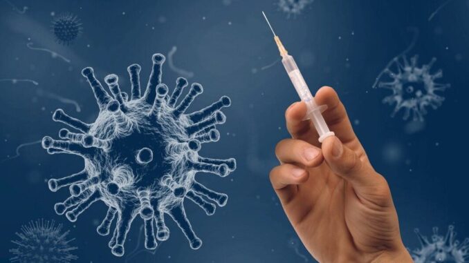 Syringe Hand Virus Injection  - WiR_Pixs / Pixabay